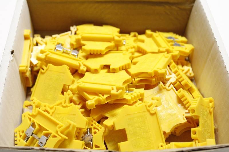 AUTOMATION DIRECT DN-T12YEL-A 53PK NSNB - CONTACTOR