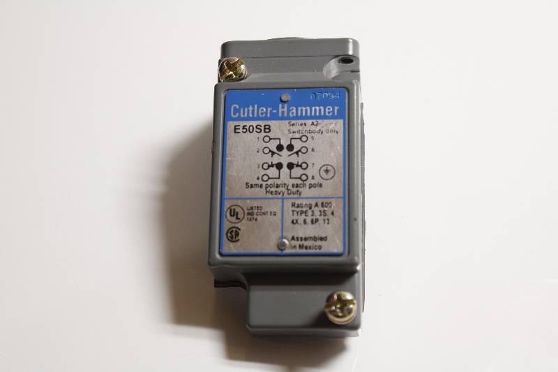 CUTLER-HAMMER E50SB NSNB - LIMIT SWITCH