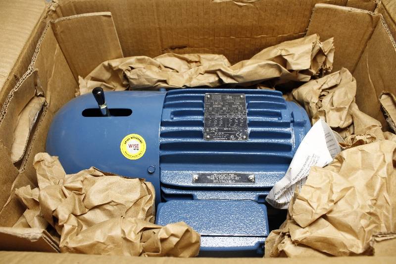 1HP 1155RPM - WEG 00112EP3EBM145T NSNBC01 - 145T TEFC 230/460 EL