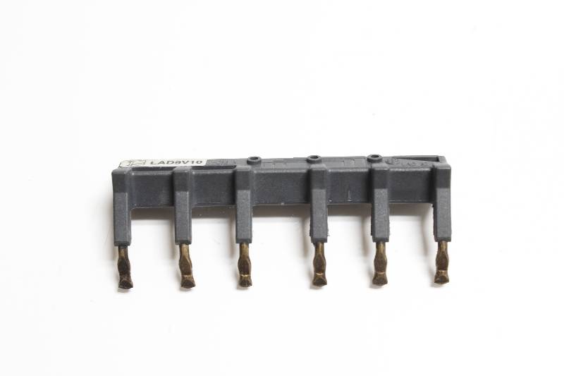 SCHNEIDER ELECTRIC LAD9V10 NSNBC02 - CONTACTOR