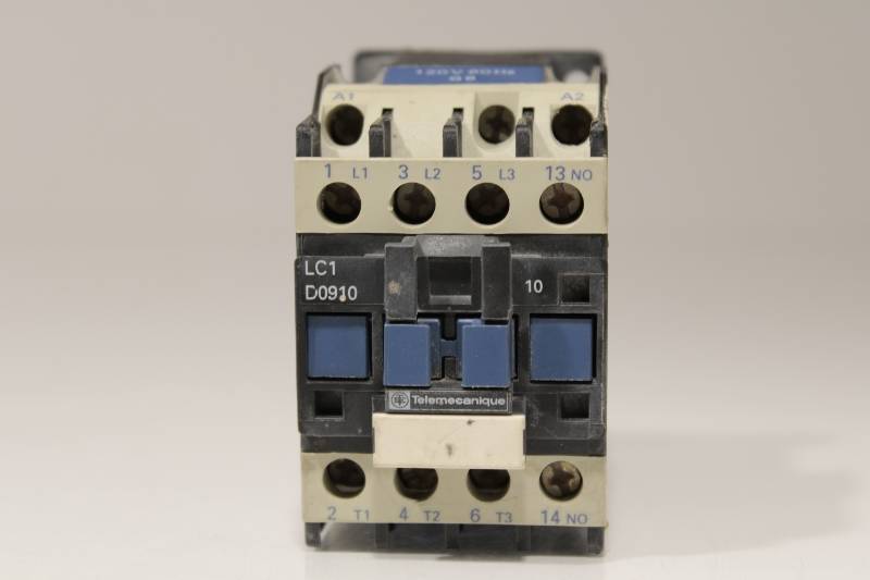 TELEMECANIQUE LC1-D0910 NSNBC01 - CONTACTOR