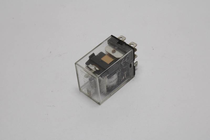 OMRON LY1 NSNBC01 - RELAY