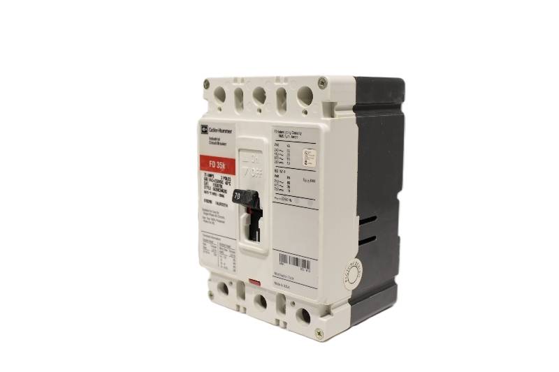 CUTLER-HAMMER FD3070L NSNBC01 - CIRCUIT BREAKER