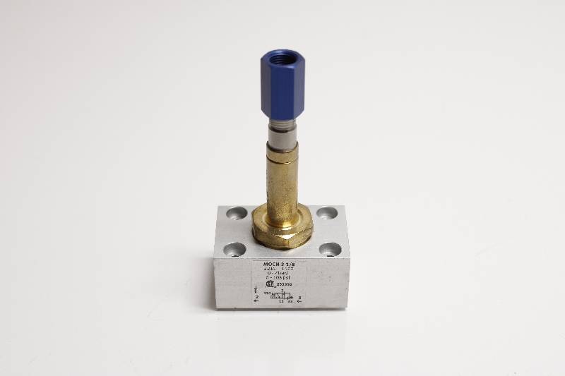 FESTO MOCH-3-1/8 NSNB - SOLENOID VALVE