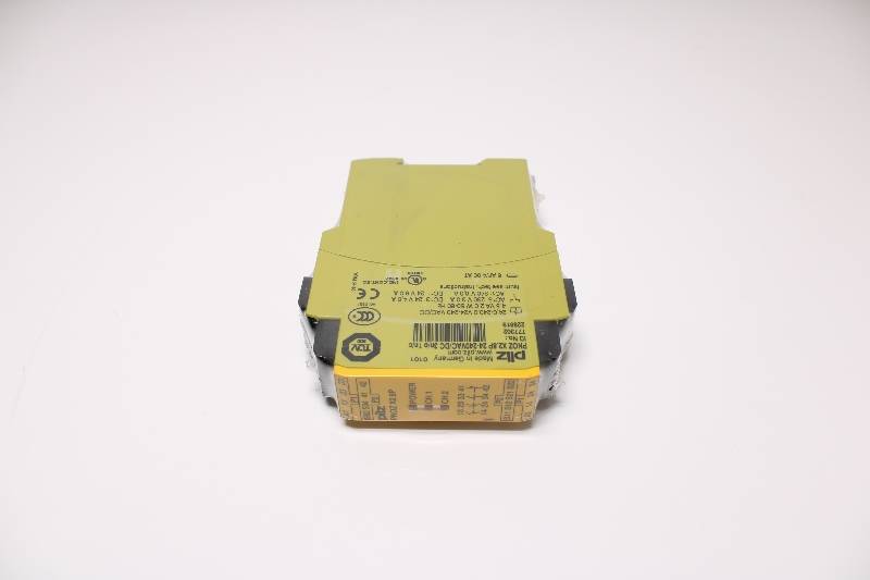 PILZ PNOZ X2.8P NSNBC01 - RELAY