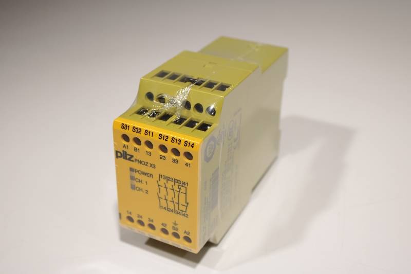 PILZ PNOZ X3 NSNBC01 - RELAY