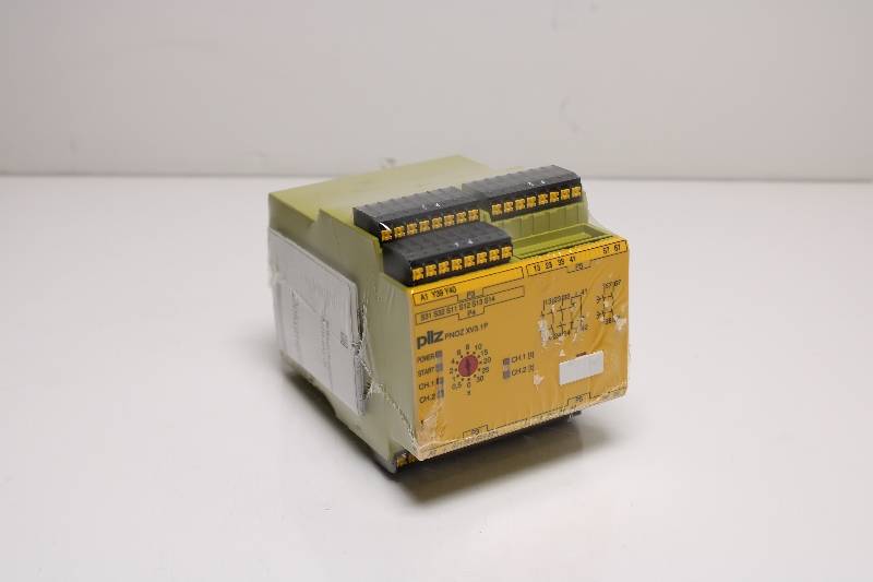 PILZ PNOZ XV3.1P C 30/24-240VACDC 3NO 1NC 2NO T NSNBC02 - RELAY