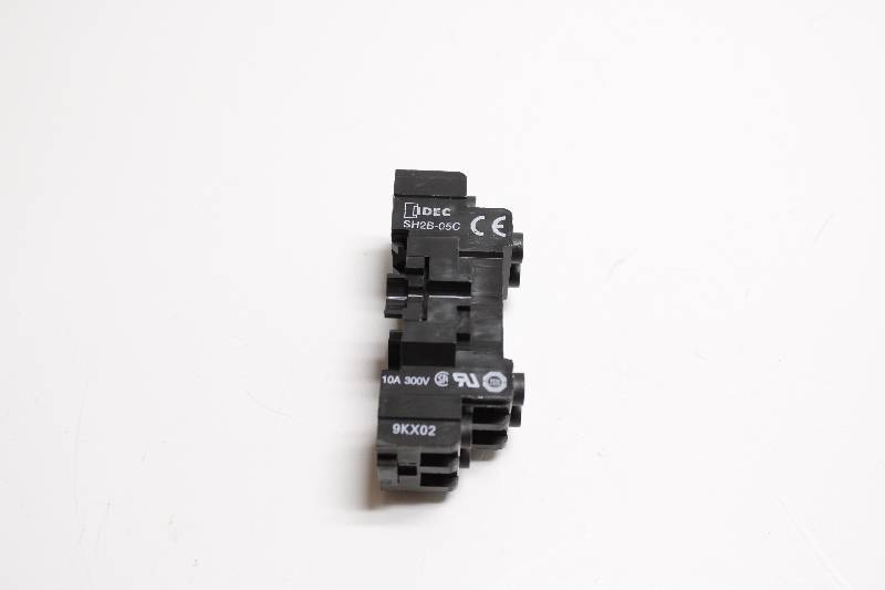 IDEC SH2B-05C NSNB - RELAY