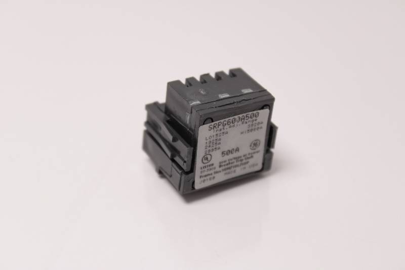 GENERAL ELECTRIC SRPG600A500 NSNBC01 - CIRCUIT BREAKER