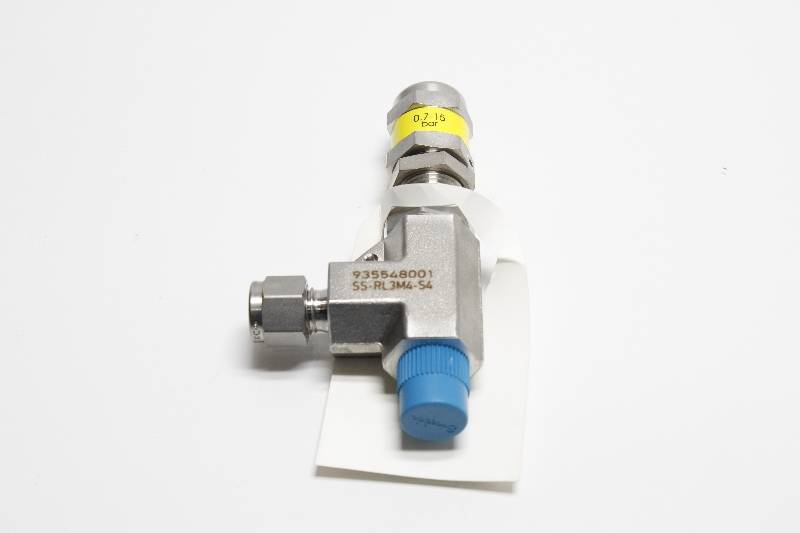 SWAGELOK SS-RL3M4-S4 NSNBC01 - RELIEF VALVE