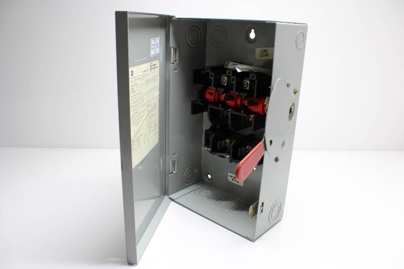 GENERAL ELECTRIC TG3222 NSNBC01 - SAFETY SWITCH