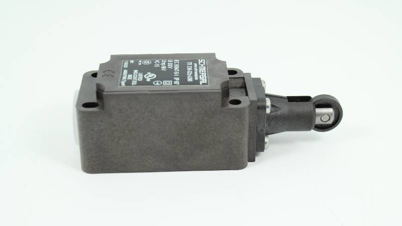 SCHMERSAL TR336-02Z-U90 NSNB - LIMIT SWITCH