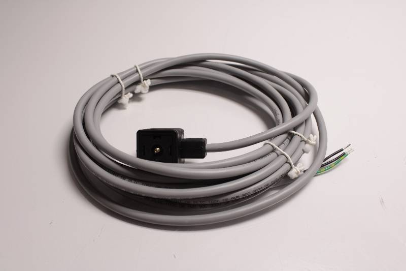 TURCK VAS22-E669-5M NSNBC01