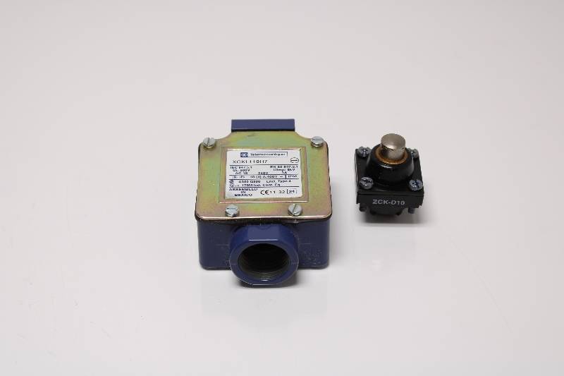 TELEMECANIQUE XCKL110H7 NSNBC02 - LIMIT SWITCH