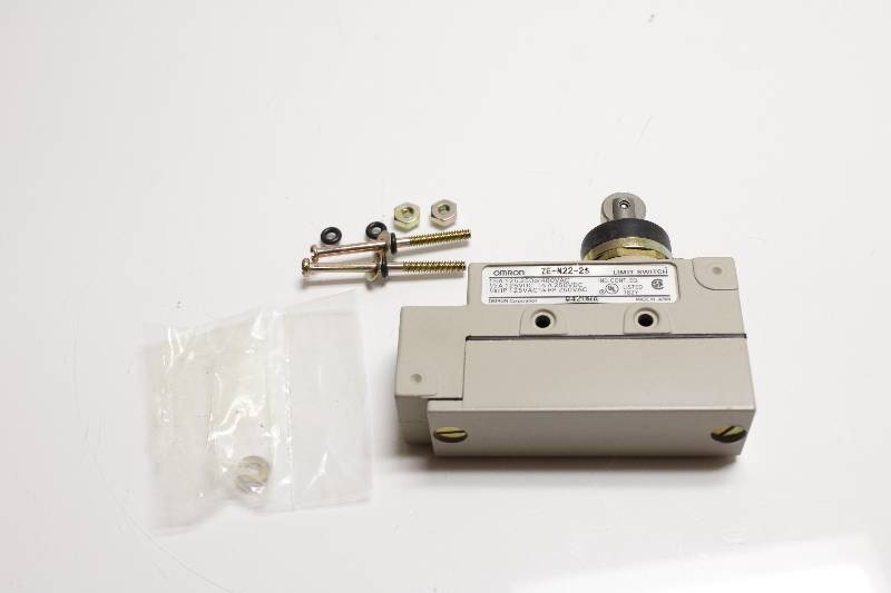 OMRON ZE-N22-2S NSNB - LIMIT SWITCH
